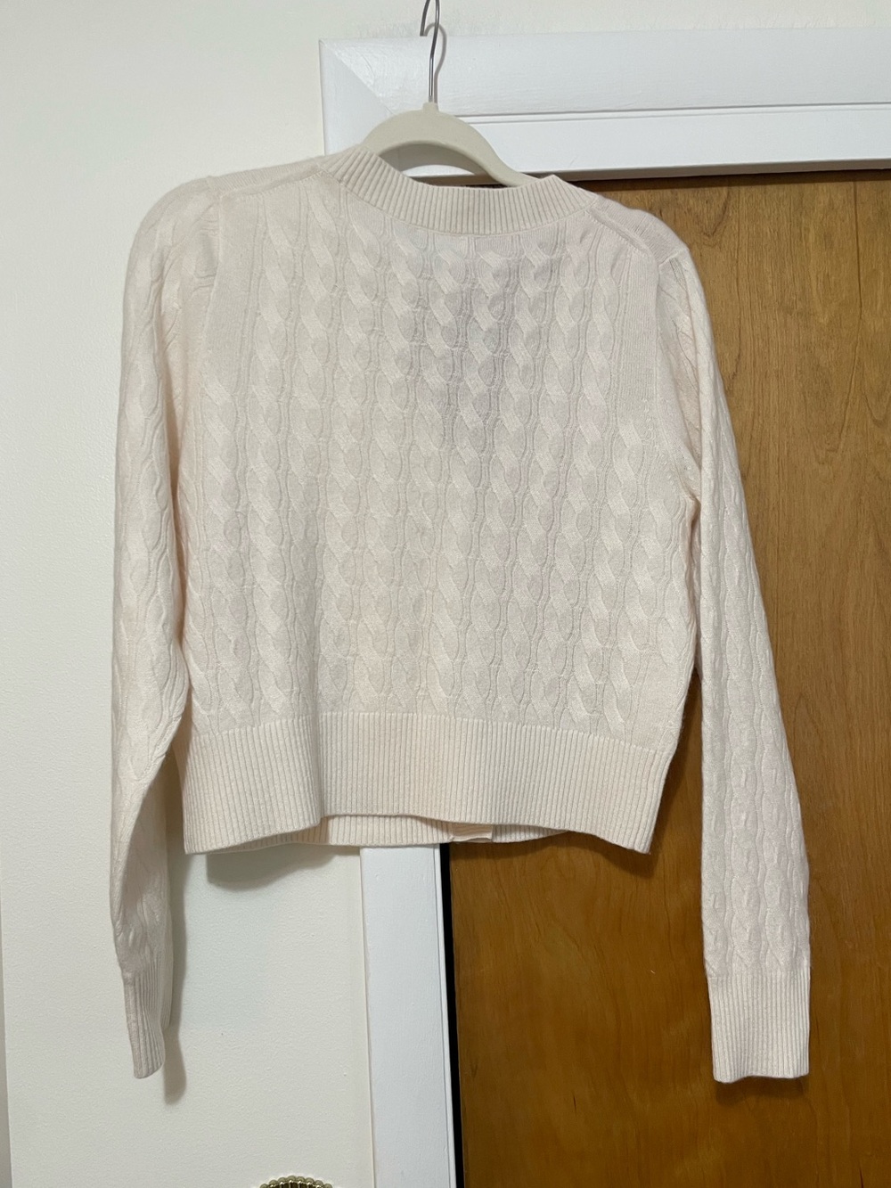 J. Crew Cashmere shrunken cable-knit V-neck cardigan sweater, Snow, L, NWT - Picture 6 of 16